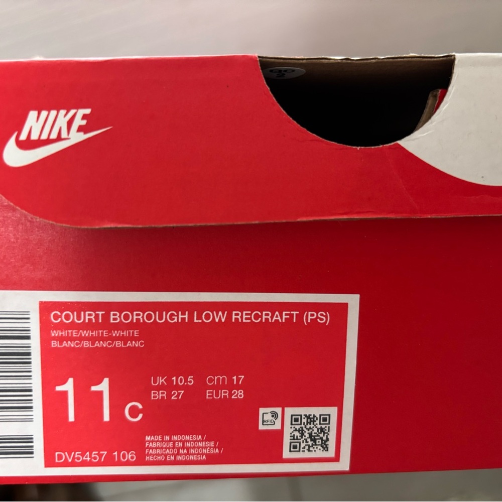 Nike Toddler White Sneakers 11C-unisex - Picture 2 of 5